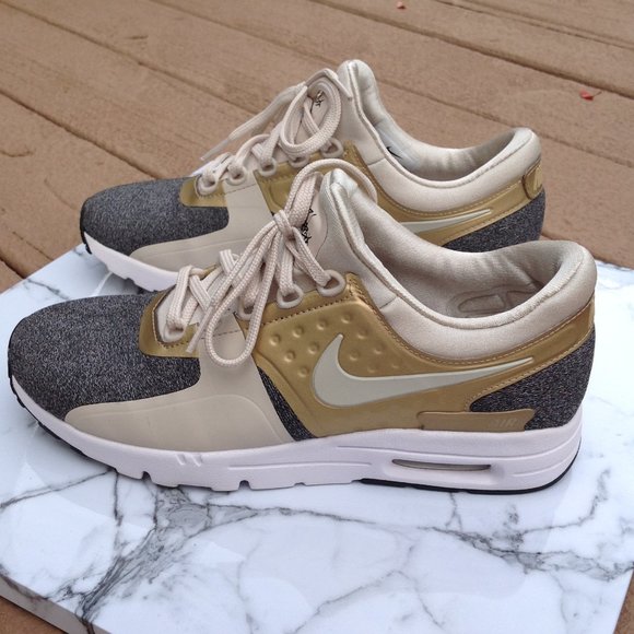 nike women's air max zero